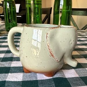 Ceramic Elephant Mug in Pale Green with Terracotta Feet